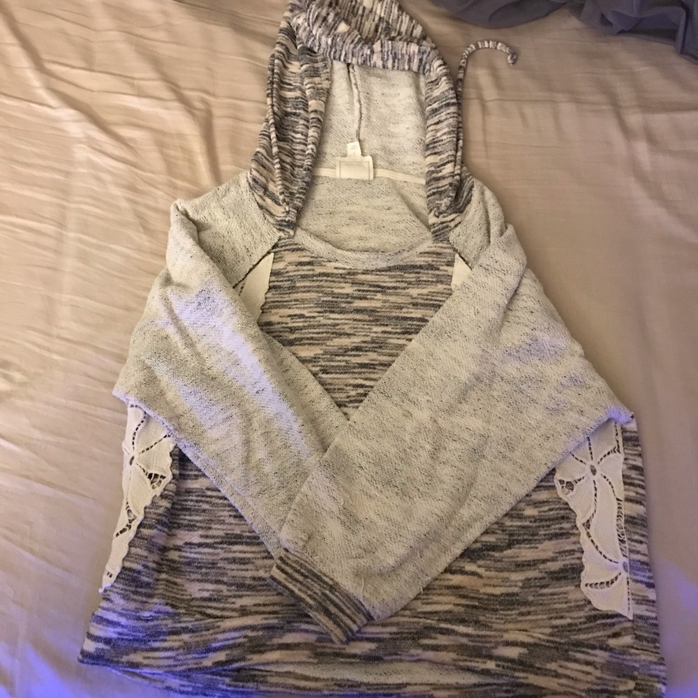 Sweater - Picture 2 of 2